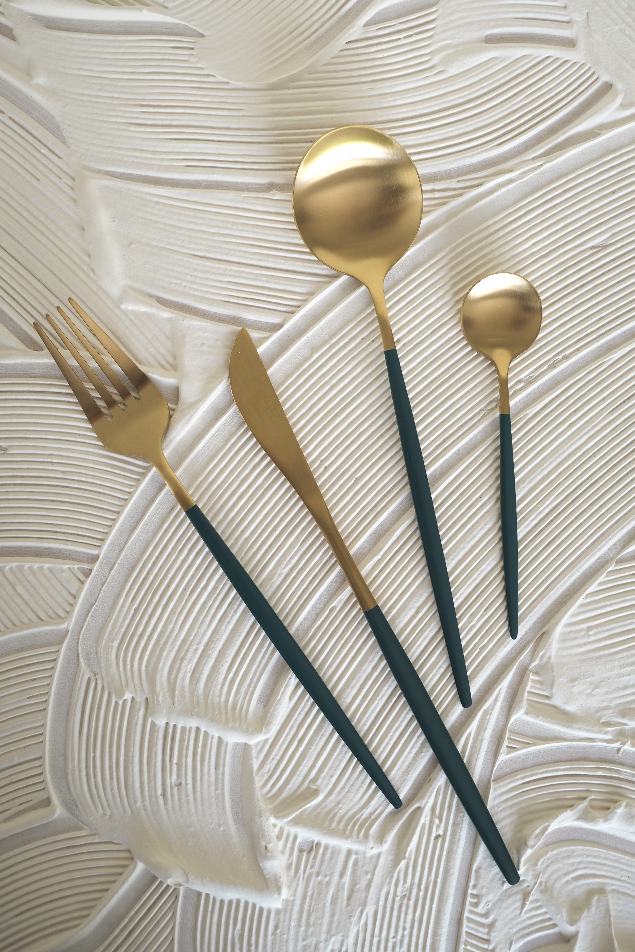 Turquoise Gold Polished Cutlery Flatware Set