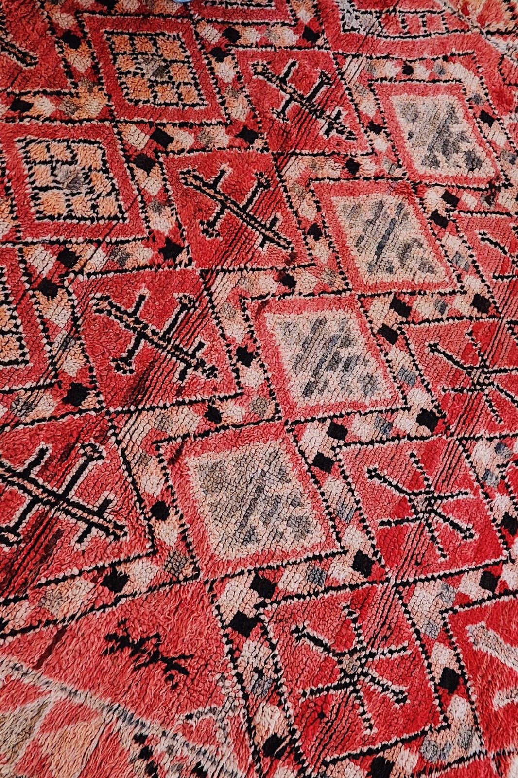 Casbah Vintage Crimson Moroccan Wool Rug - Lustere Living
