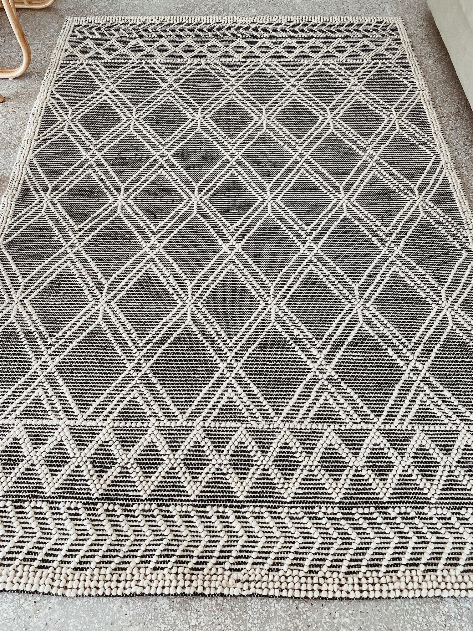 Kashim Tribal Textured Ivory Black Wool Trellis Area Rug - Lustere Living