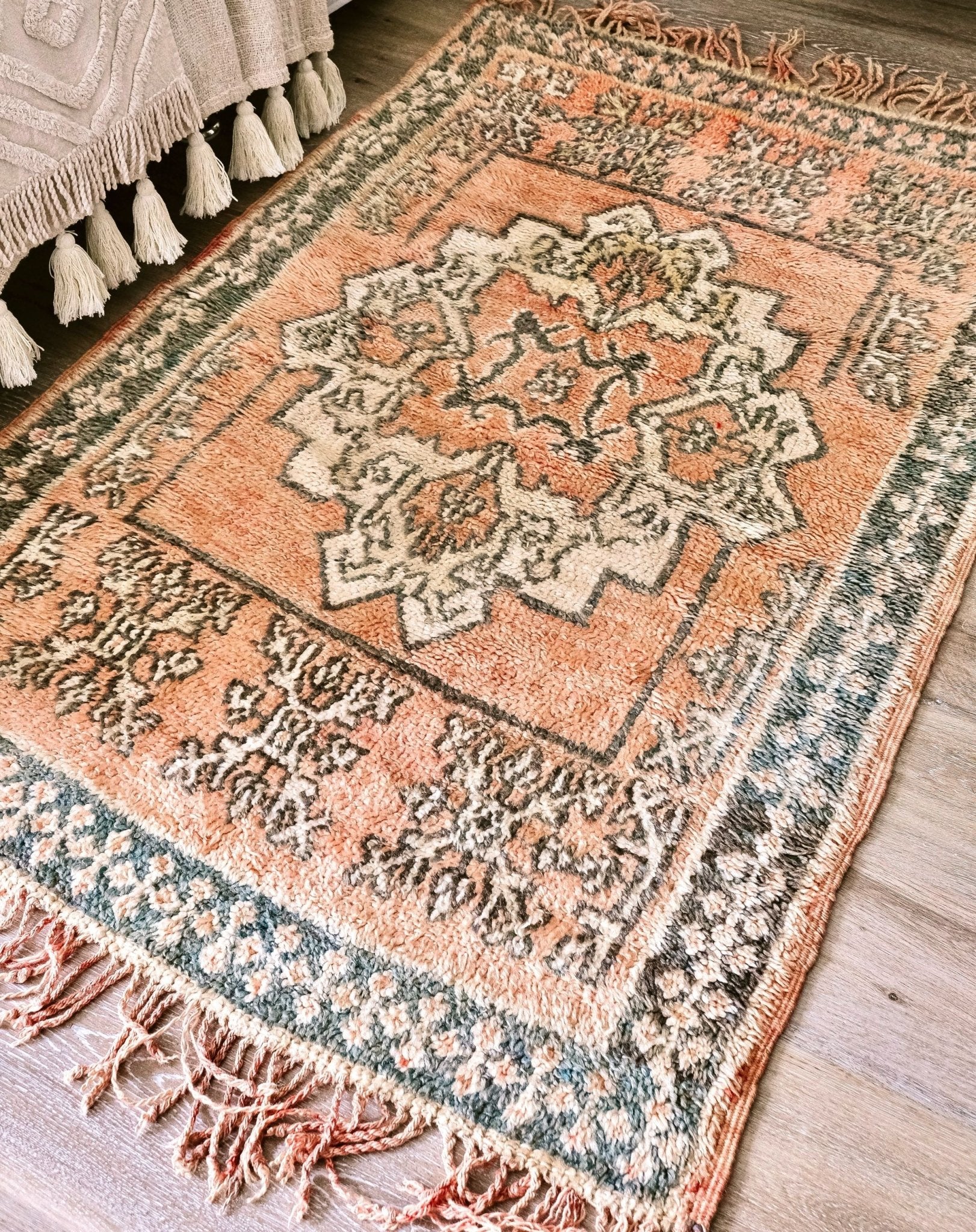 Raelis Faded Peach Medallion Moroccan Accent Rug - Lustere Living