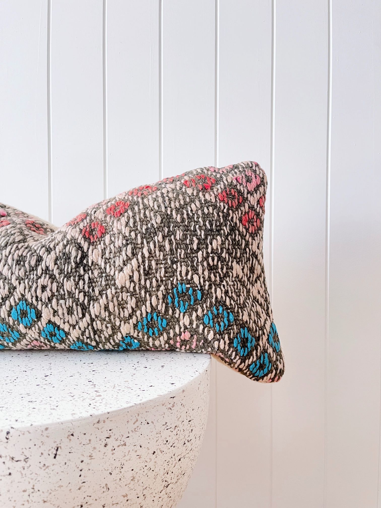 Sono One of A Kind Handmade Boho Kilim Lumbar Cushion Cover - Lustere Living